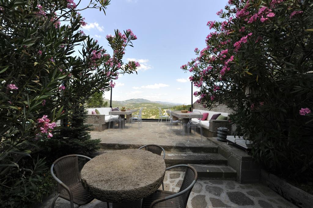 Assosyal Hotel Exterior photo
